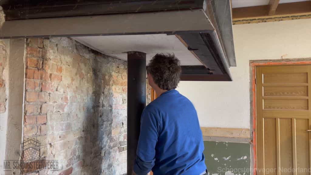 Schoorsteen reinigen Zwolle rookkanaal Schoorsteen reinigen Zwolle rookkanaal