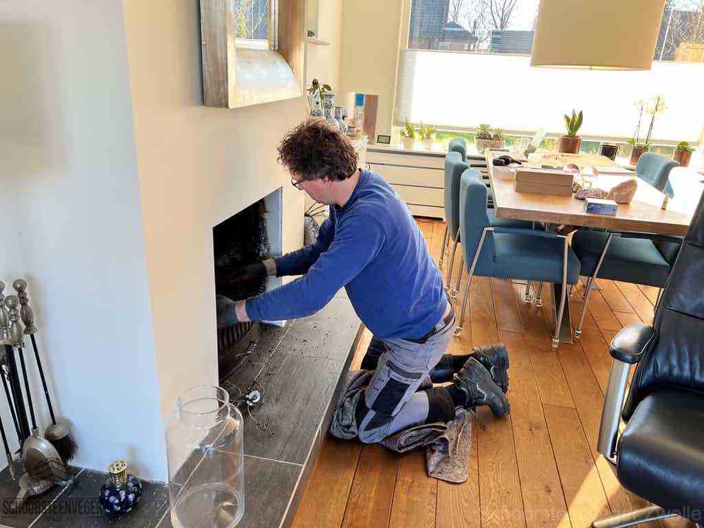 Schouwveger Zwolle kleed schoorsteenreiniger Schouwveger Zwolle kleed schoorsteenreiniger